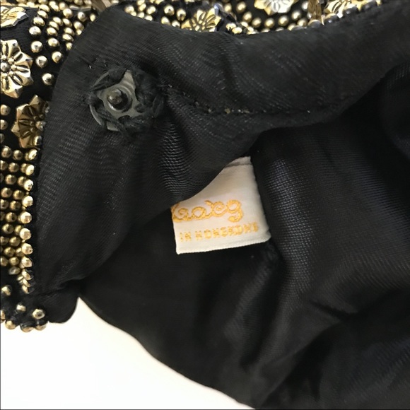 Vintage Black/Gold Beaded Purse With Metal Handles - Picture 9 of 11